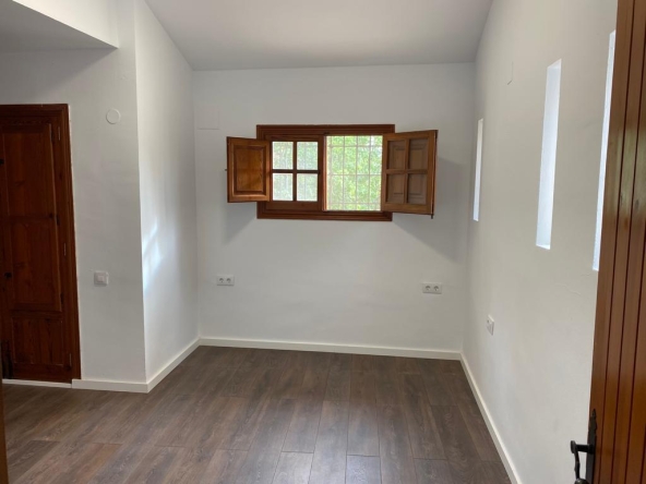 WhatsApp Image 2023-10-20 at 17.37.05 (19)